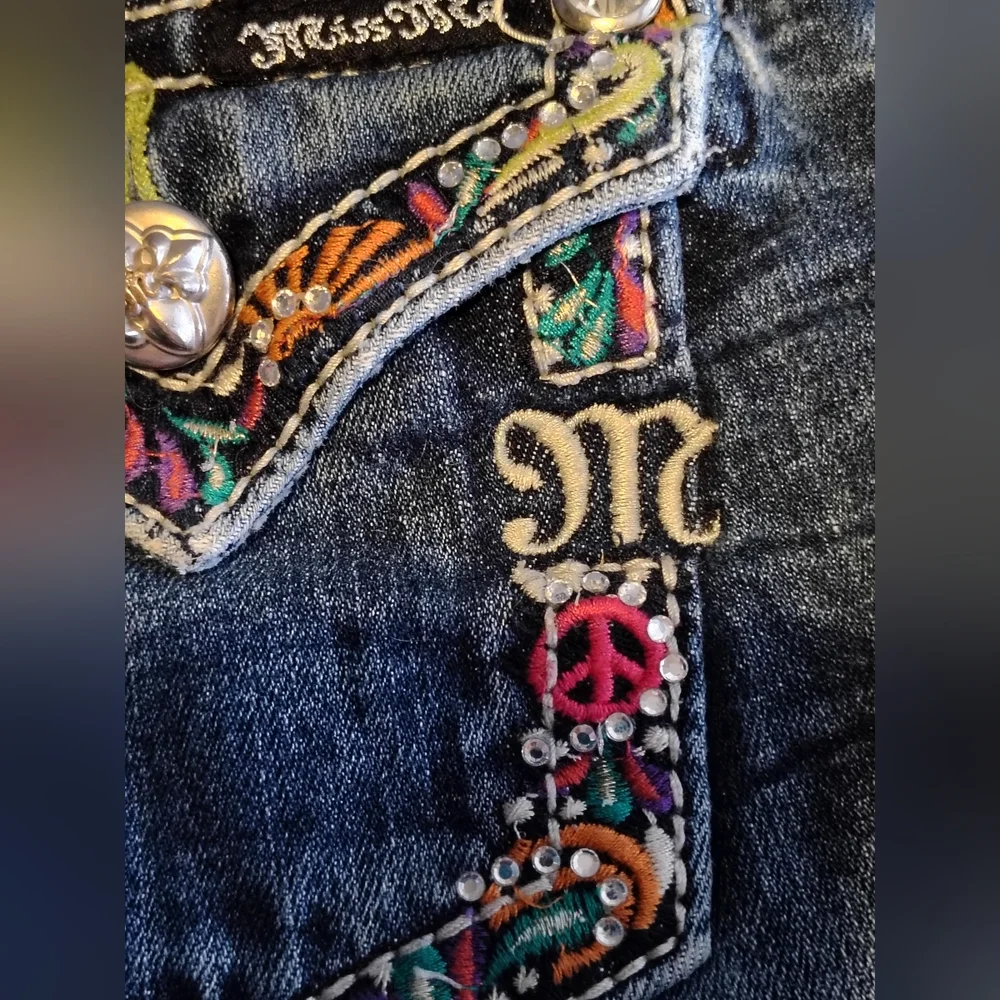 Miss Me Denim Bermuda Shirts With Embroidered Rhinestone Pockets Size 12 Girls